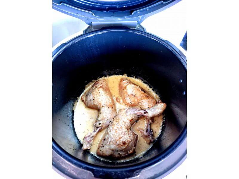 Comment cuire des cuisses de poulet à l’autocuiseur ?